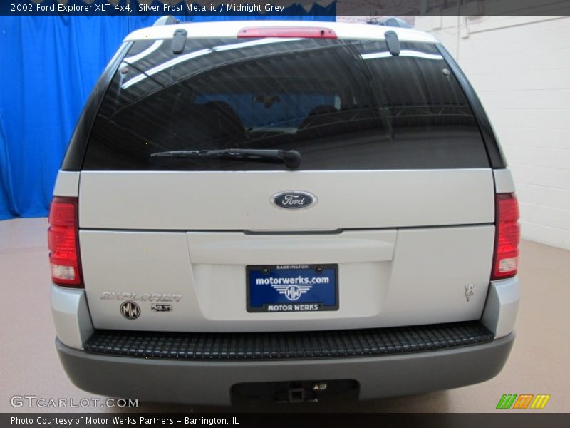 Silver Frost Metallic / Midnight Grey 2002 Ford Explorer XLT 4x4