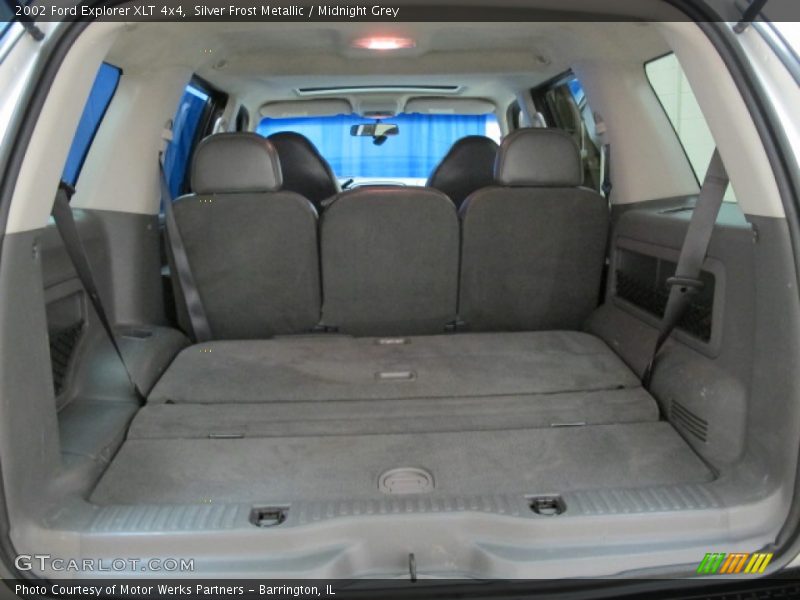 Silver Frost Metallic / Midnight Grey 2002 Ford Explorer XLT 4x4