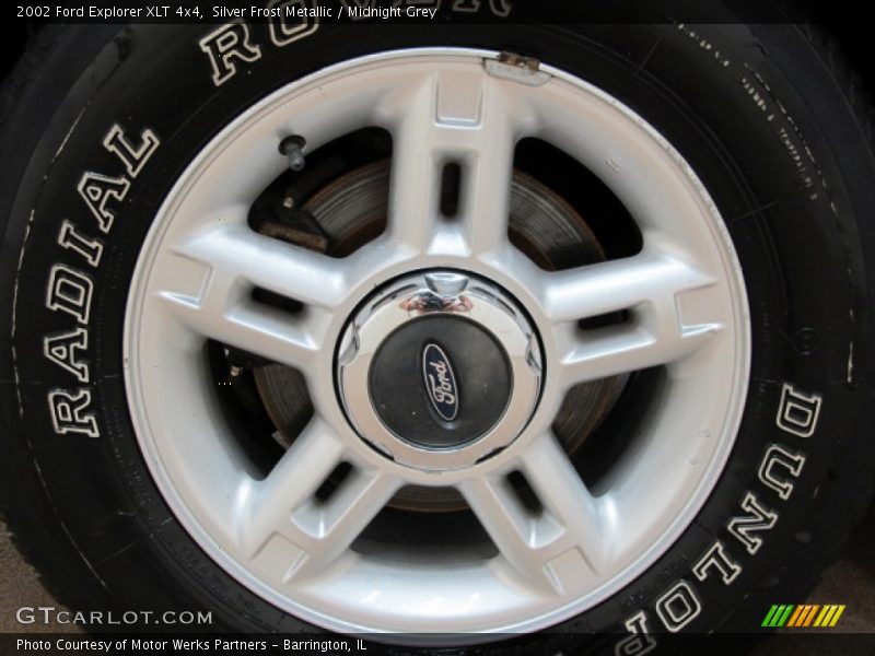 Silver Frost Metallic / Midnight Grey 2002 Ford Explorer XLT 4x4