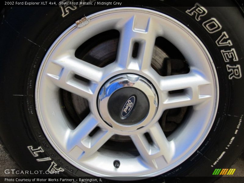 Silver Frost Metallic / Midnight Grey 2002 Ford Explorer XLT 4x4