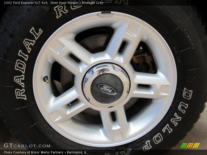 Silver Frost Metallic / Midnight Grey 2002 Ford Explorer XLT 4x4