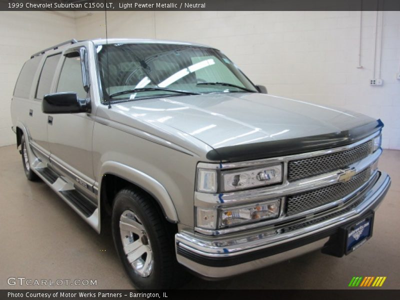 Light Pewter Metallic / Neutral 1999 Chevrolet Suburban C1500 LT