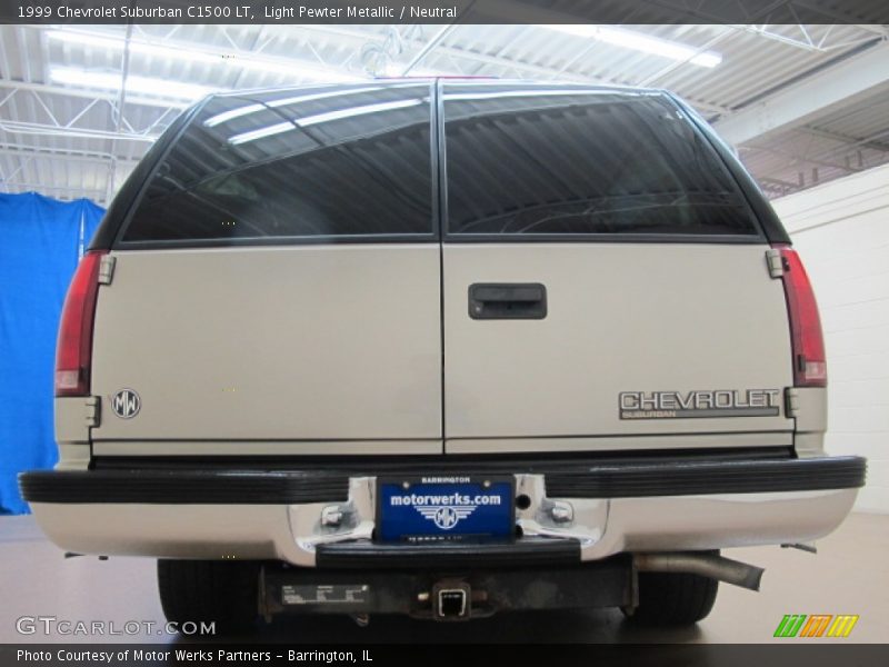 Light Pewter Metallic / Neutral 1999 Chevrolet Suburban C1500 LT
