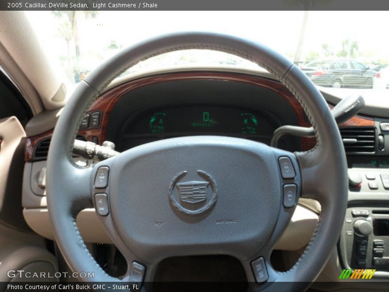 Light Cashmere / Shale 2005 Cadillac DeVille Sedan