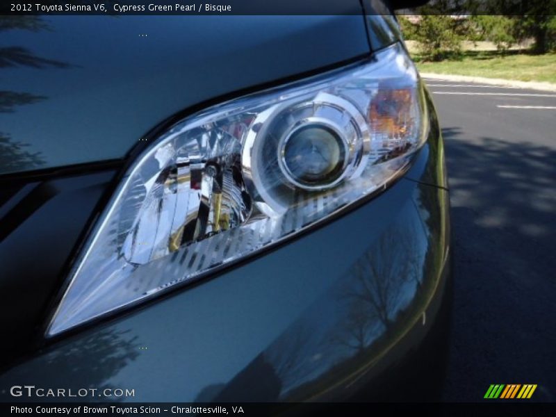 Cypress Green Pearl / Bisque 2012 Toyota Sienna V6
