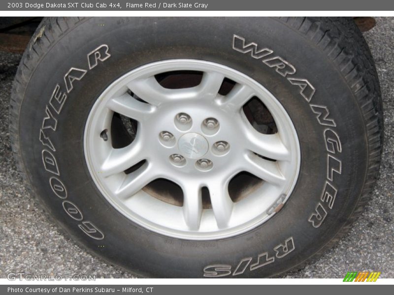  2003 Dakota SXT Club Cab 4x4 Wheel