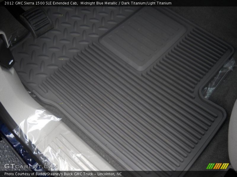 Midnight Blue Metallic / Dark Titanium/Light Titanium 2012 GMC Sierra 1500 SLE Extended Cab