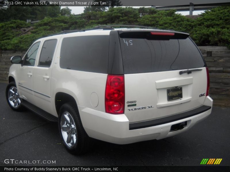 White Diamond Tricoat / Light Tan 2012 GMC Yukon XL SLT