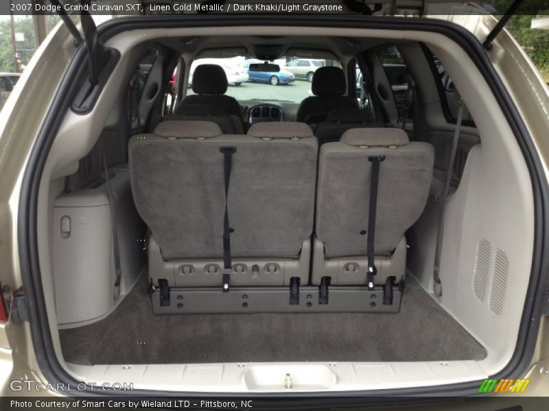 Linen Gold Metallic / Dark Khaki/Light Graystone 2007 Dodge Grand Caravan SXT