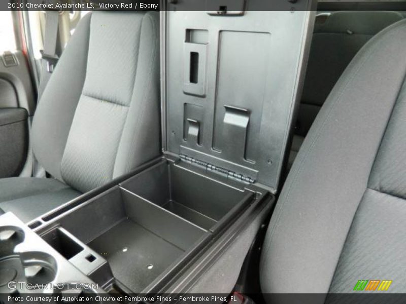 Victory Red / Ebony 2010 Chevrolet Avalanche LS