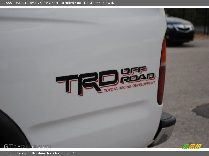 Natural White / Oak 2000 Toyota Tacoma V6 PreRunner Extended Cab