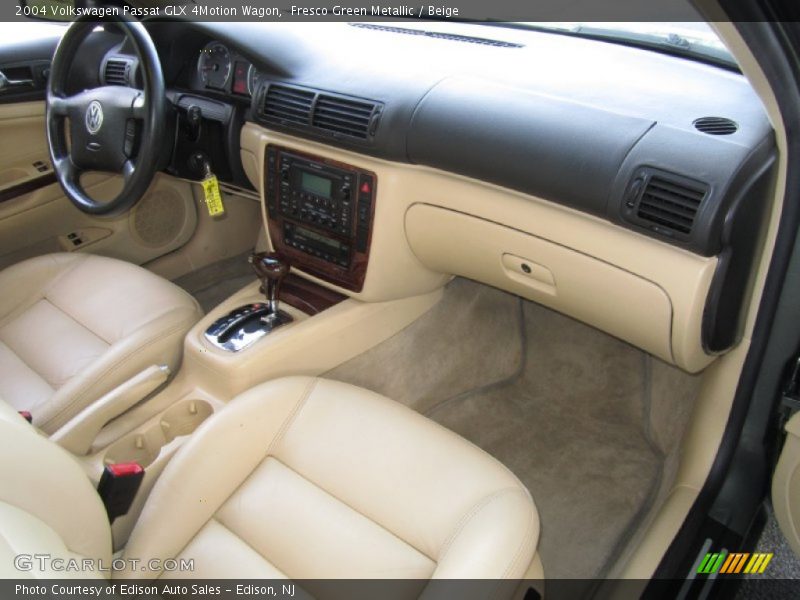 Dashboard of 2004 Passat GLX 4Motion Wagon