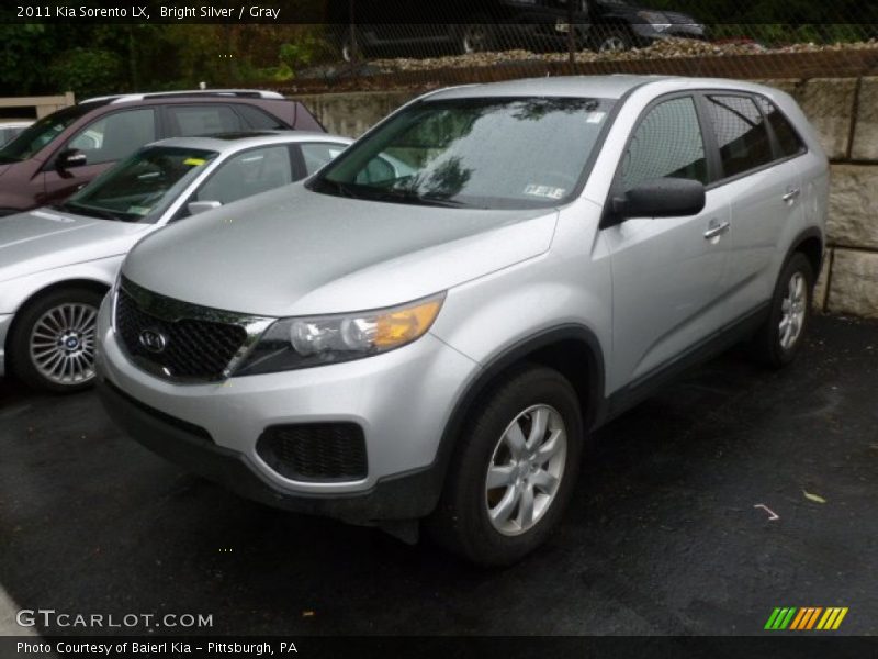 Bright Silver / Gray 2011 Kia Sorento LX