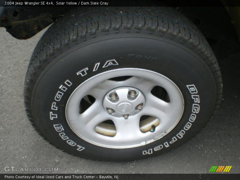 Solar Yellow / Dark Slate Gray 2004 Jeep Wrangler SE 4x4