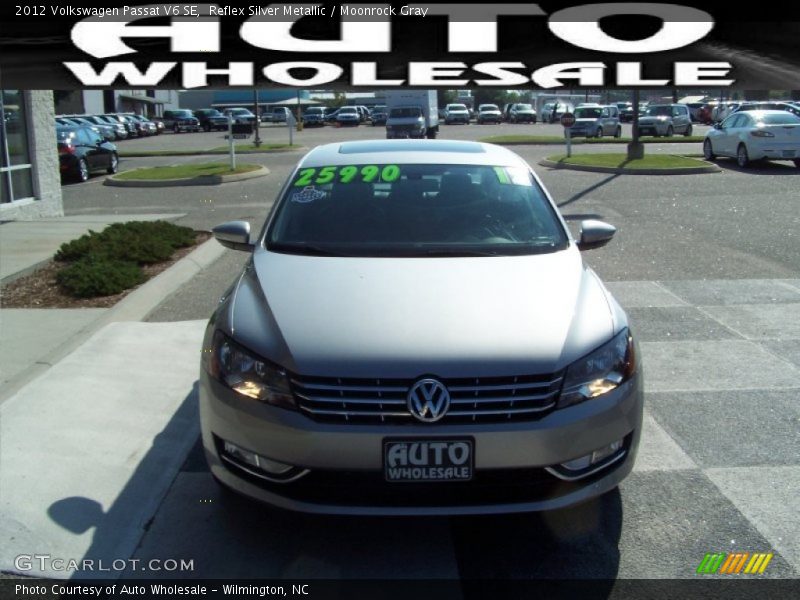 Reflex Silver Metallic / Moonrock Gray 2012 Volkswagen Passat V6 SE
