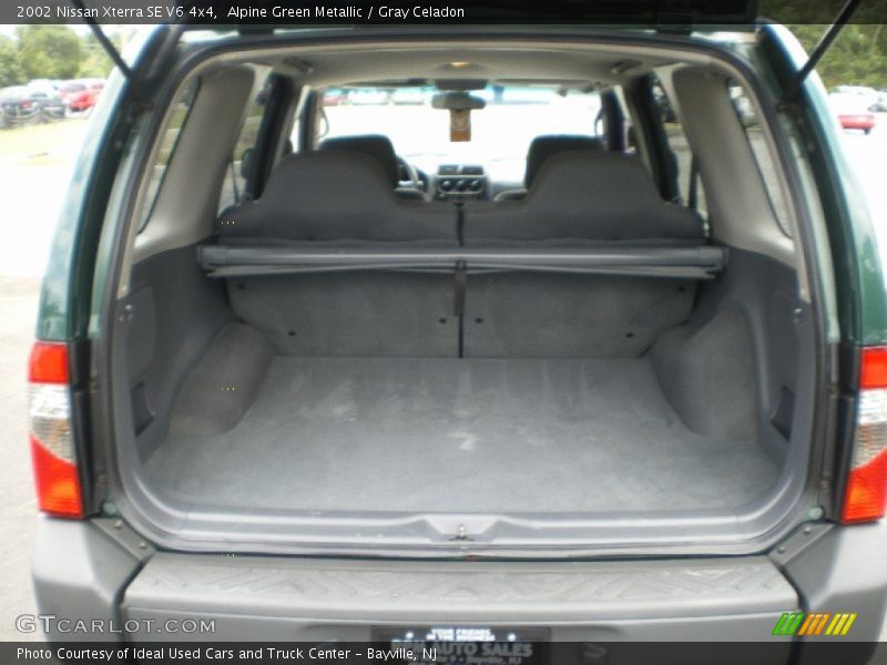 Alpine Green Metallic / Gray Celadon 2002 Nissan Xterra SE V6 4x4