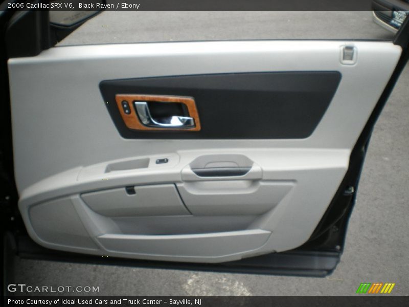 Black Raven / Ebony 2006 Cadillac SRX V6