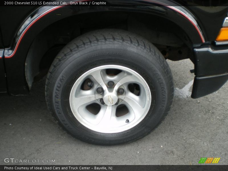  2000 S10 LS Extended Cab Wheel