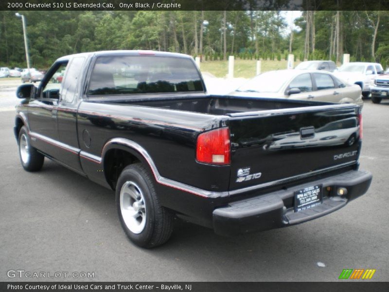 Onyx Black / Graphite 2000 Chevrolet S10 LS Extended Cab