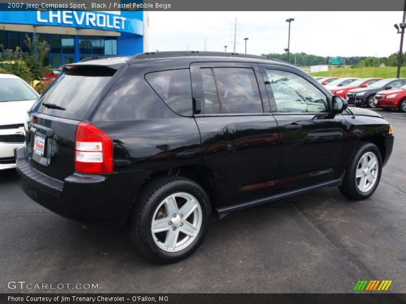 Black / Pastel Pebble Beige 2007 Jeep Compass Sport