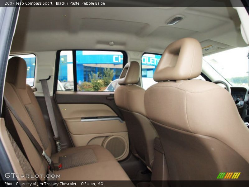 Black / Pastel Pebble Beige 2007 Jeep Compass Sport
