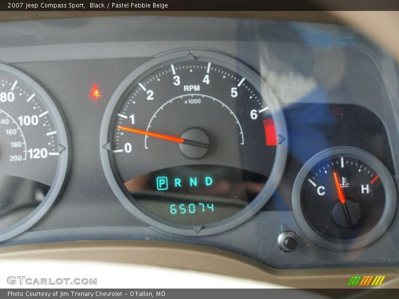 Black / Pastel Pebble Beige 2007 Jeep Compass Sport