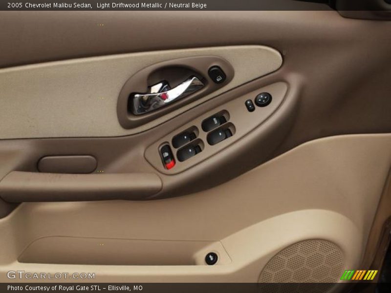 Light Driftwood Metallic / Neutral Beige 2005 Chevrolet Malibu Sedan
