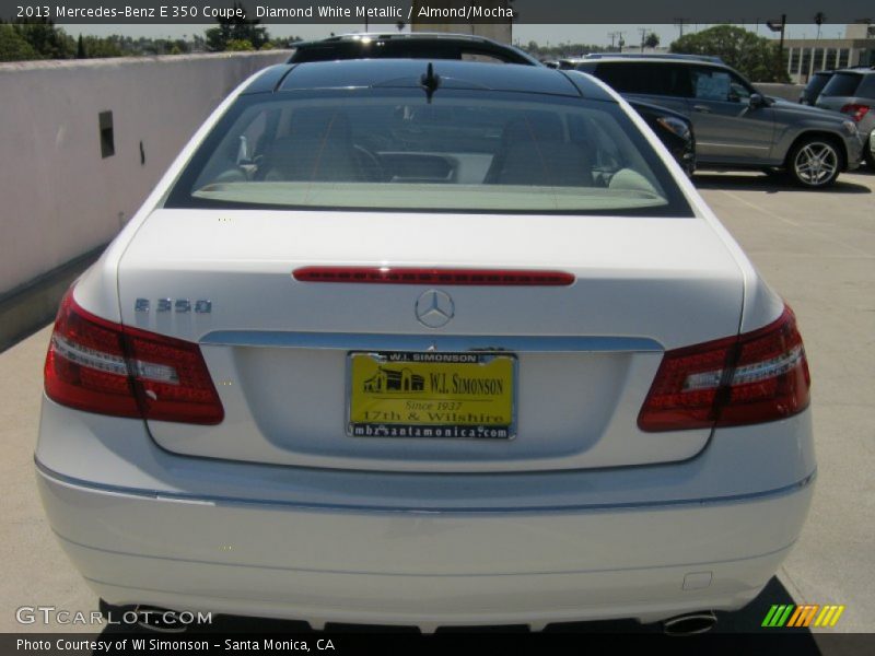 Diamond White Metallic / Almond/Mocha 2013 Mercedes-Benz E 350 Coupe