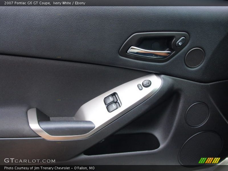 Ivory White / Ebony 2007 Pontiac G6 GT Coupe