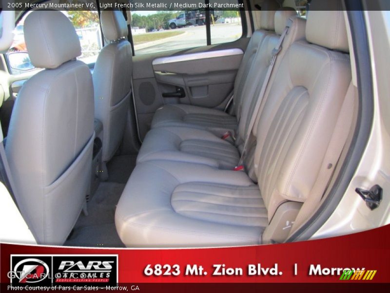 Light French Silk Metallic / Medium Dark Parchment 2005 Mercury Mountaineer V6