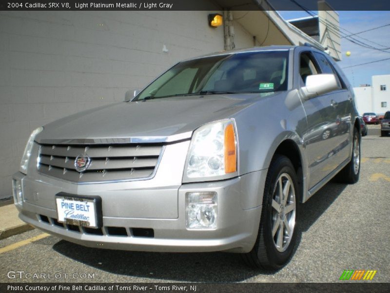 Light Platinum Metallic / Light Gray 2004 Cadillac SRX V8