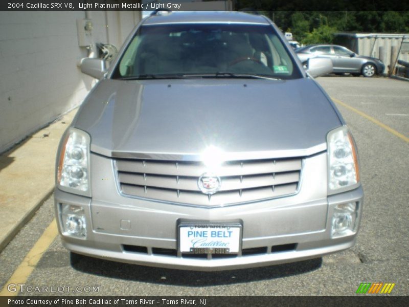 Light Platinum Metallic / Light Gray 2004 Cadillac SRX V8