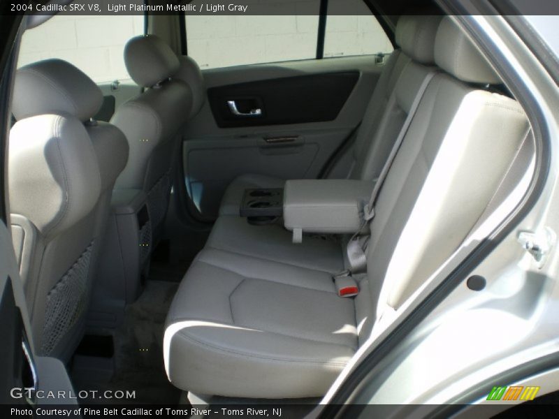 Light Platinum Metallic / Light Gray 2004 Cadillac SRX V8