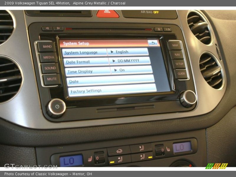 Controls of 2009 Tiguan SEL 4Motion