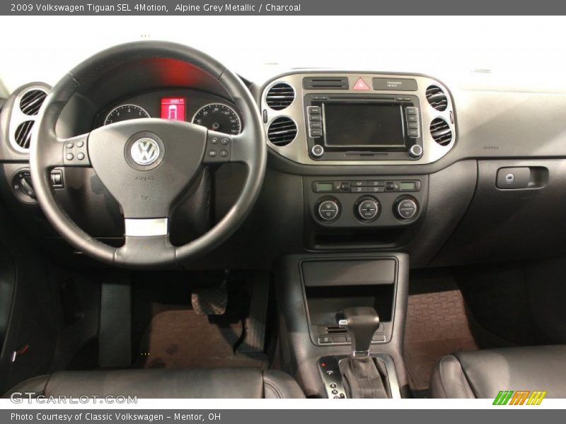 Dashboard of 2009 Tiguan SEL 4Motion