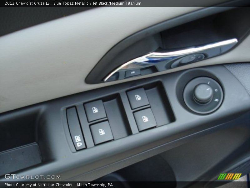 Blue Topaz Metallic / Jet Black/Medium Titanium 2012 Chevrolet Cruze LS