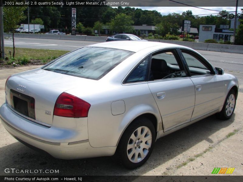 Light Silver Metallic / Tungsten Grey 2001 Audi A6 2.8 quattro Sedan