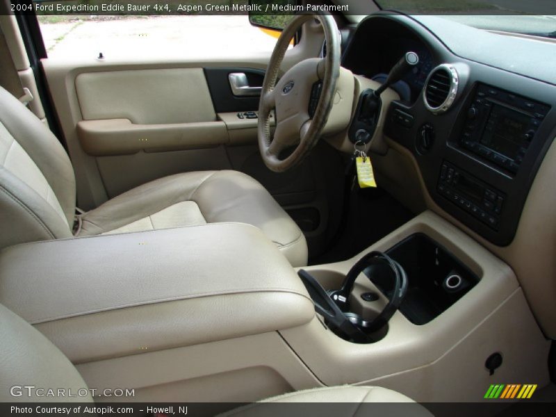 Aspen Green Metallic / Medium Parchment 2004 Ford Expedition Eddie Bauer 4x4