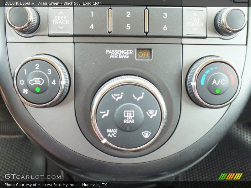 Alien Green / Black Soul Logo Cloth 2010 Kia Soul +