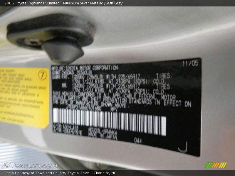 Millenium Silver Metallic / Ash Gray 2006 Toyota Highlander Limited