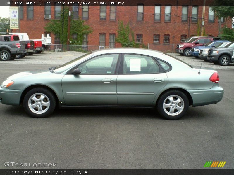 Light Tundra Metallic / Medium/Dark Flint Grey 2006 Ford Taurus SE