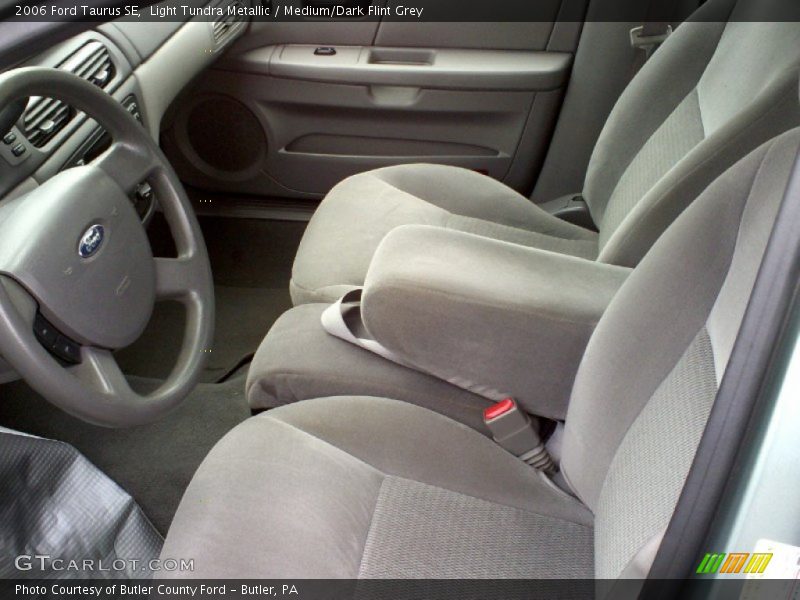 Front Seat of 2006 Taurus SE