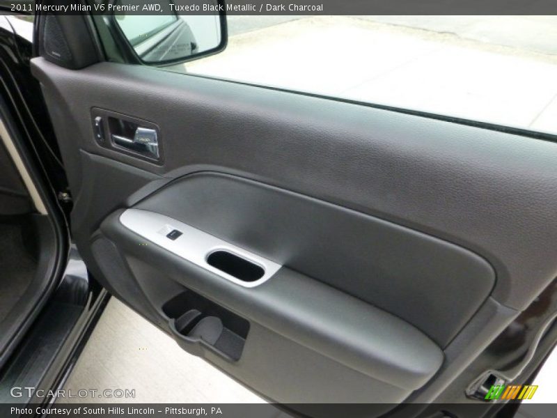 Door Panel of 2011 Milan V6 Premier AWD