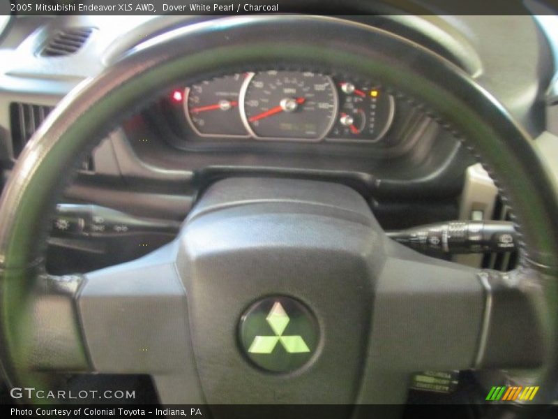 Dover White Pearl / Charcoal 2005 Mitsubishi Endeavor XLS AWD