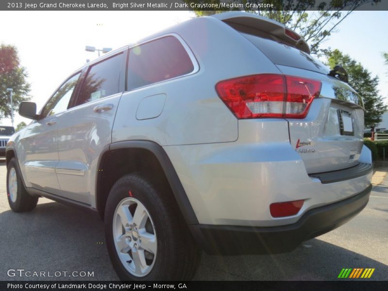 Bright Silver Metallic / Dark Graystone/Medium Graystone 2013 Jeep Grand Cherokee Laredo