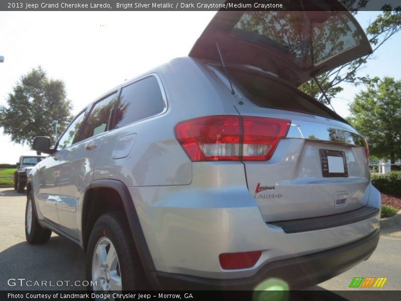 Bright Silver Metallic / Dark Graystone/Medium Graystone 2013 Jeep Grand Cherokee Laredo
