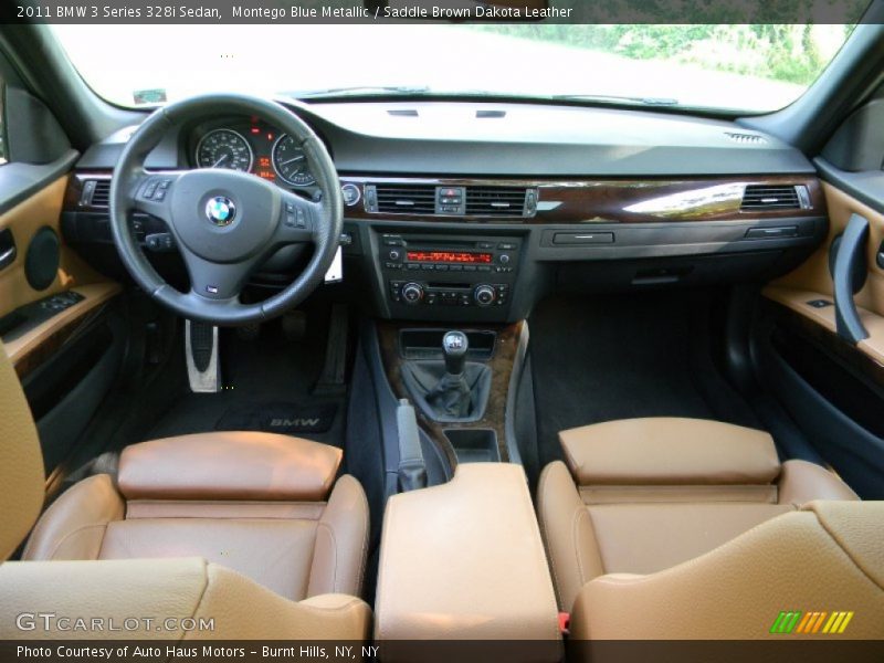 Dashboard of 2011 3 Series 328i Sedan