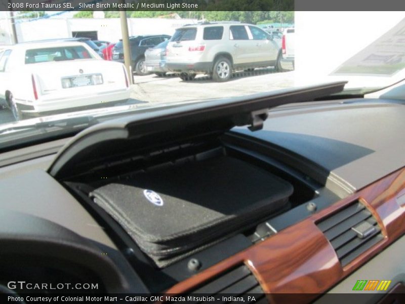 Silver Birch Metallic / Medium Light Stone 2008 Ford Taurus SEL