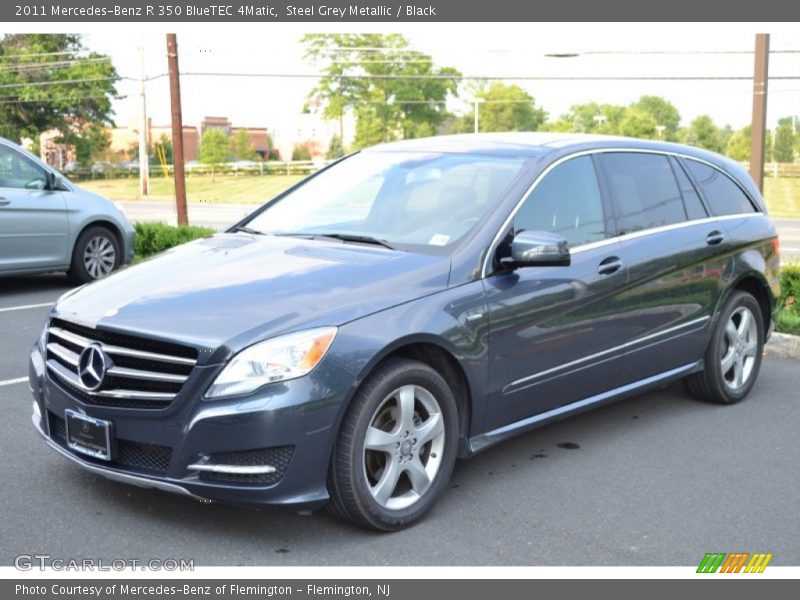 Front 3/4 View of 2011 R 350 BlueTEC 4Matic