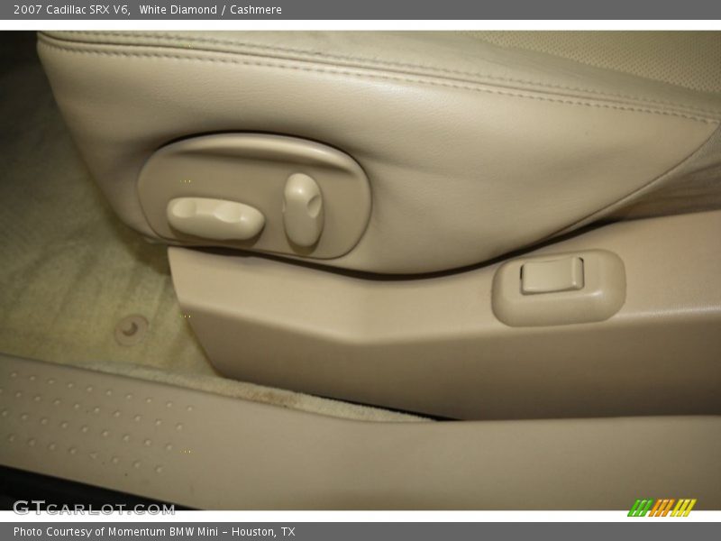 White Diamond / Cashmere 2007 Cadillac SRX V6